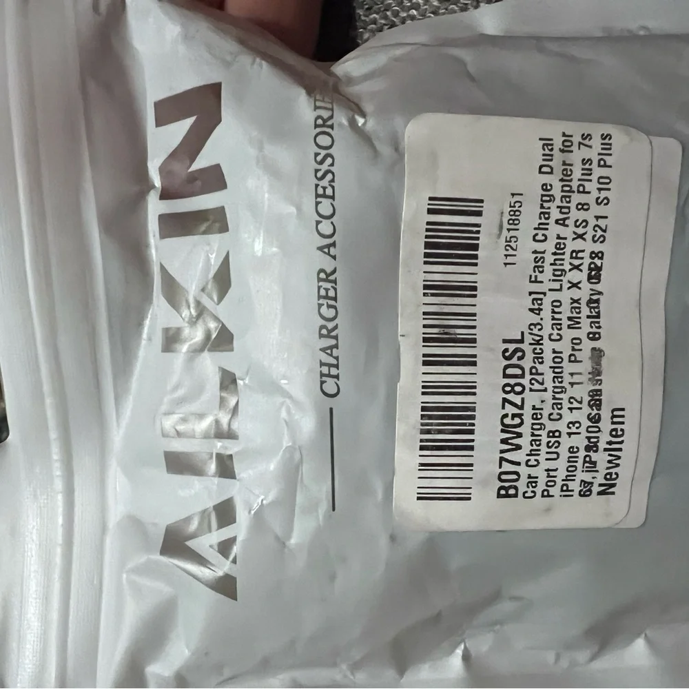 NWT AILKIN 2 pk Car Charger 3-4a Fast Charge dual port USB Lighter adapter I